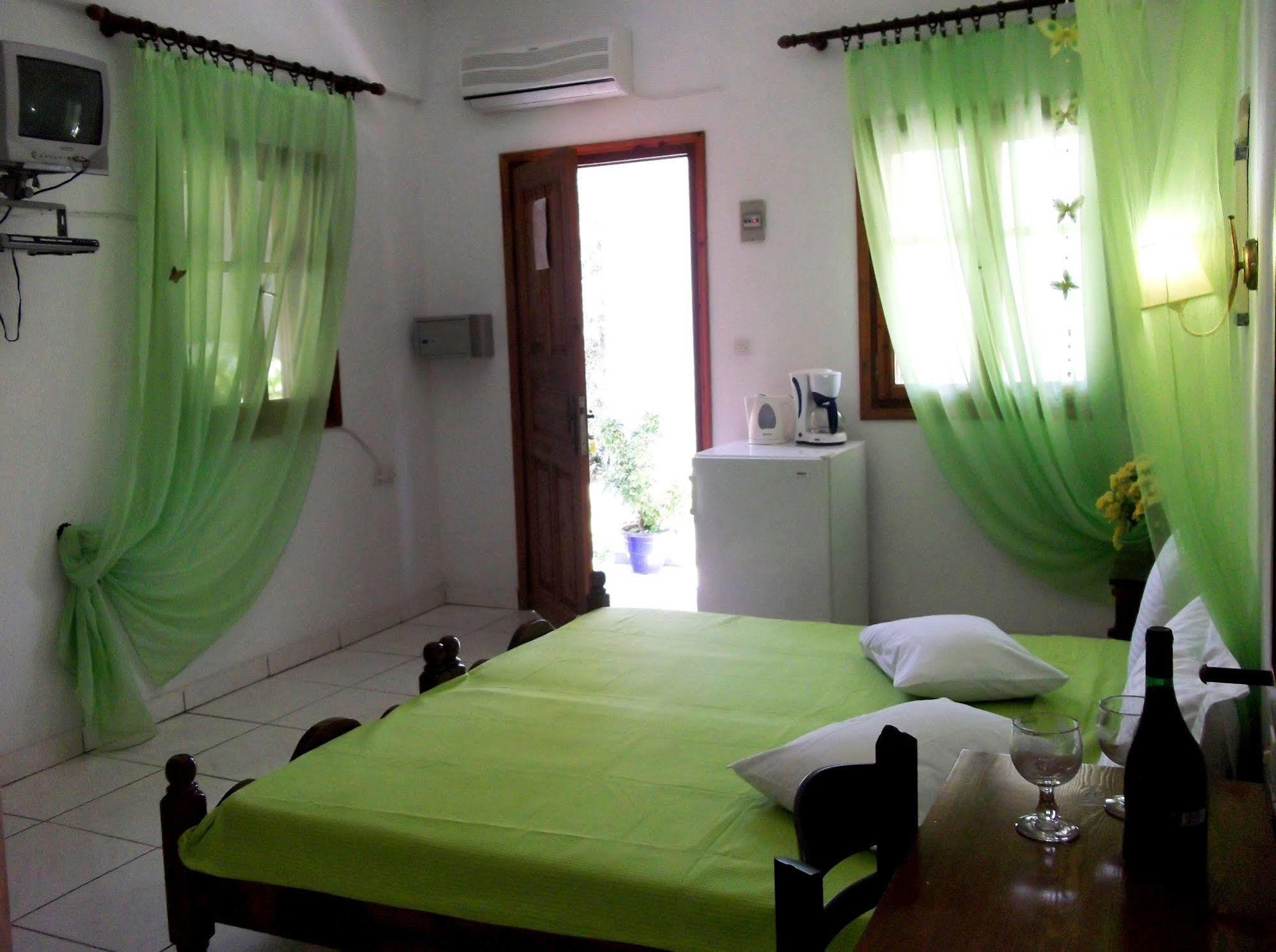 Artemis Bungalows Sztáfilosz Kültér fotó